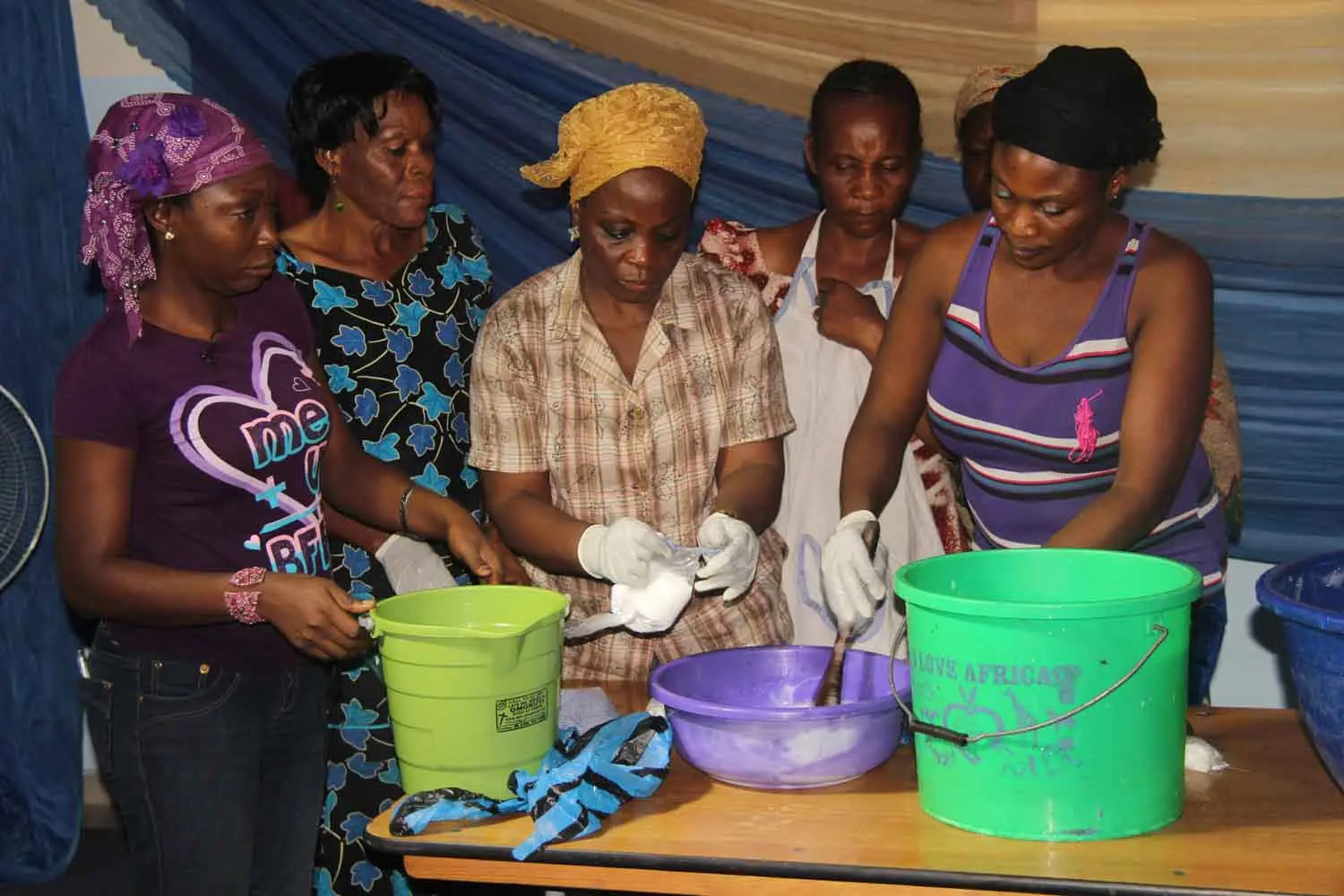 COMMUNITY MENTORING 3